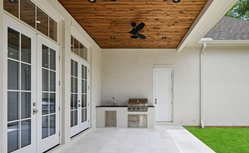 Outdoor kitchen + stained ceiling